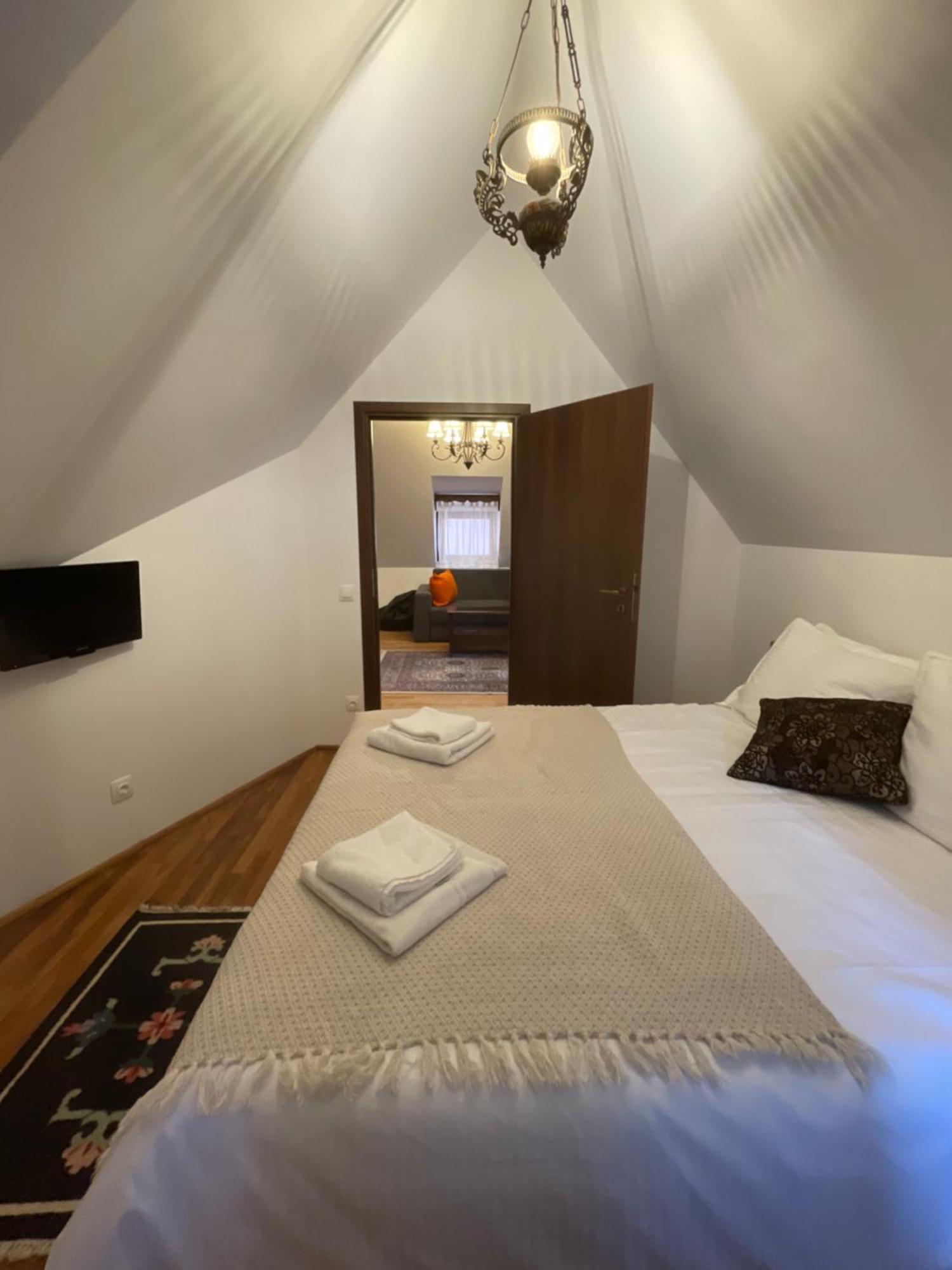 Casa Ieud - Catun Villa ซินายา ภายนอก รูปภาพ